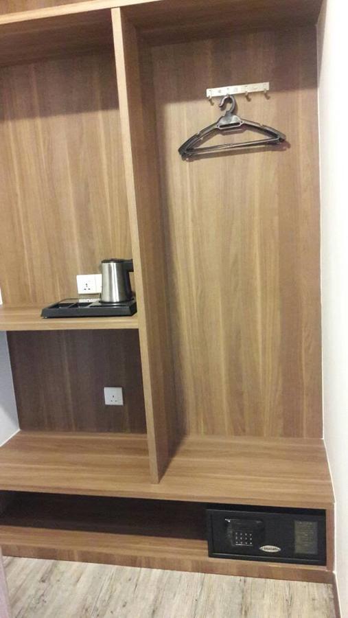 Hotel Lolex Kuchai